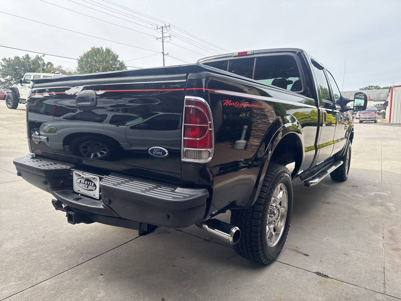 Used 2005 Ford F350 Lariat AWD/4WD image 5