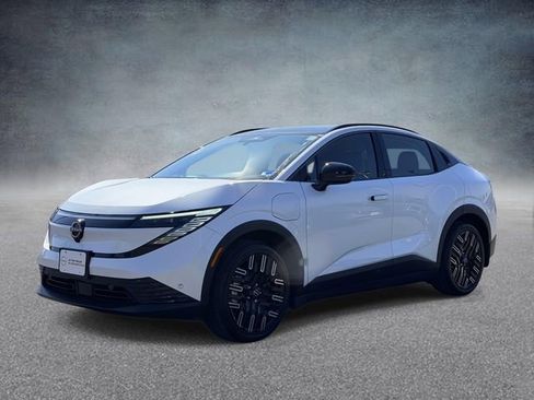 New 2026 Nissan Leaf Platinum+ w/ Cargo Package (Platinum+) FWD image 5