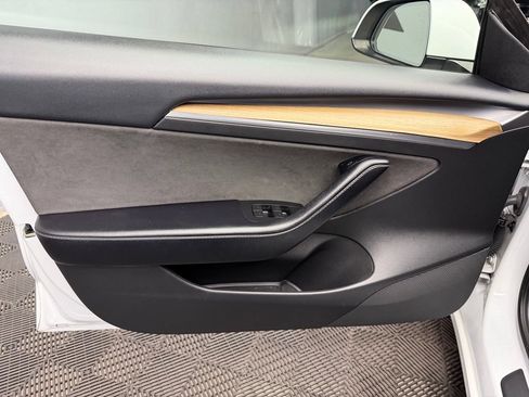 Used 2022 Tesla Model 3 RWD image 33