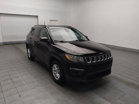 Used 2019 Jeep Compass Sport w/ Tech Group FWD image 13