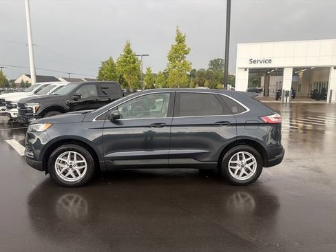 Certified 2024 Ford Edge SEL w/ Convenience Package AWD/4WD image 2