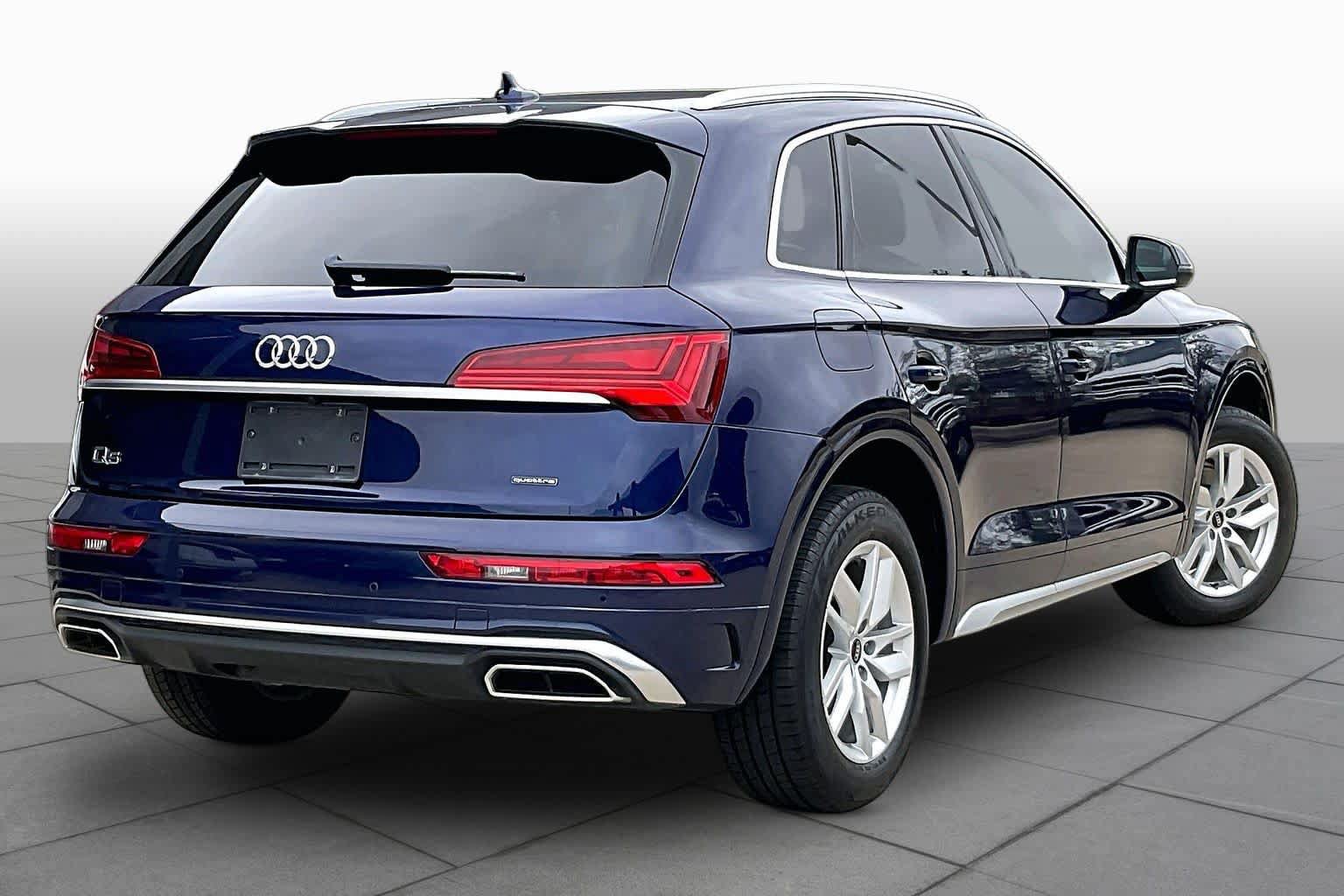 Used 2022 Audi Q5 2.0T Premium w/ Convenience Package AWD/4WD image 13