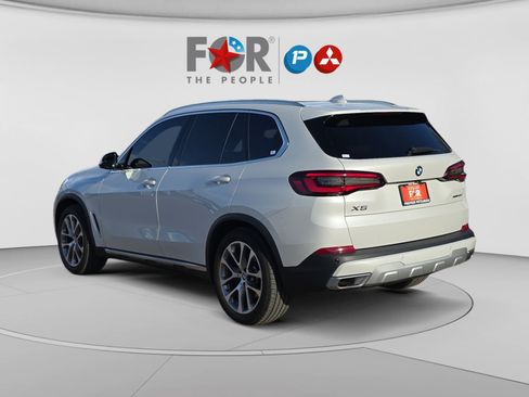 Used 2021 BMW X5 xDrive40i AWD/4WD image 3