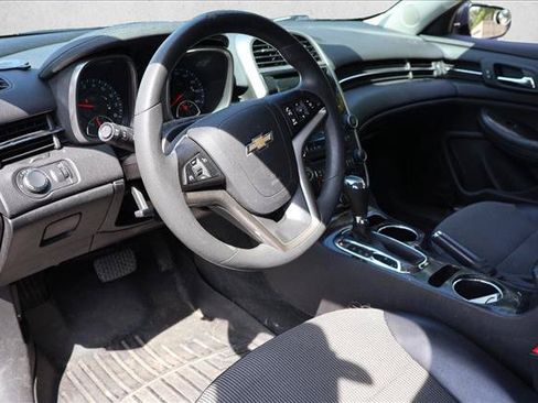 Used 2015 Chevrolet Malibu LT w/ Power Convenience Package FWD image 12