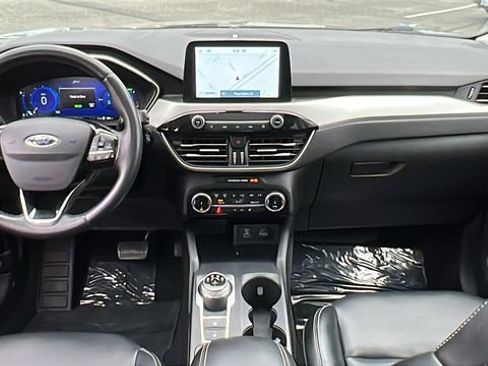 Used 2022 Ford Escape SEL w/ Technology Package image 22