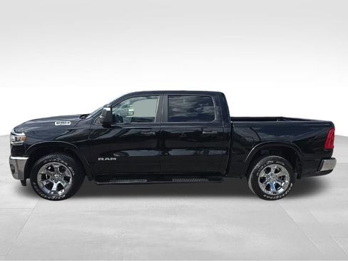 Used 2025 RAM 1500 Big Horn AWD/4WD image 6