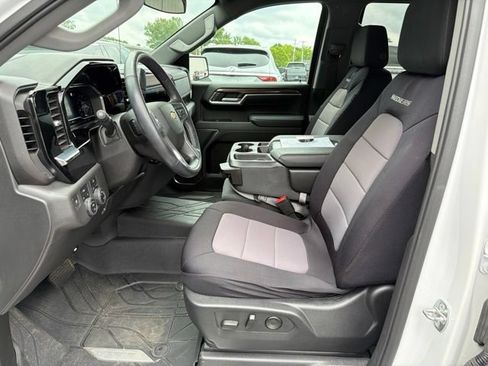 Certified 2022 Chevrolet Silverado 1500 LT w/ Protection Package AWD/4WD image 15