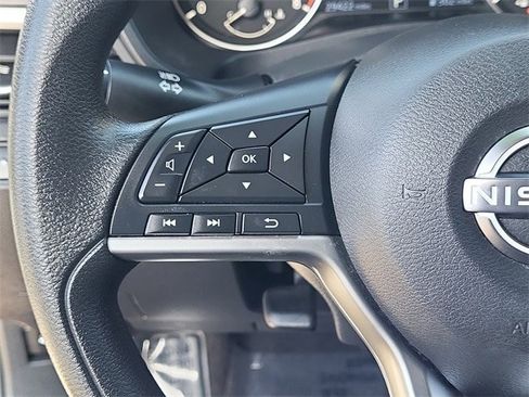 Used 2023 Nissan Altima 2.5 SV image 12