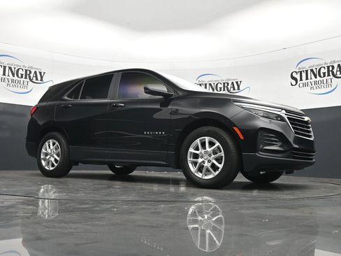 Used 2023 Chevrolet Equinox LS FWD image 29