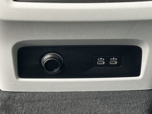 New 2026 BMW XM Label Red image 16