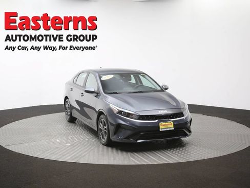 Used 2024 Kia Forte LXS FWD image 49