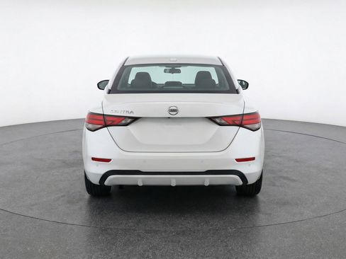 Used 2025 Nissan Sentra SV FWD image 7