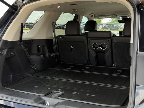 Used 2024 Honda Pilot EX-L image 28