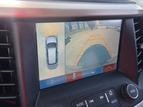 Used 2019 GMC Acadia Denali image 5