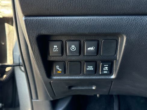 Used 2020 Nissan Pathfinder SL image 33