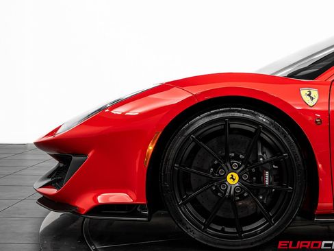 Used 2020 Ferrari 488 Pista Coupe image 18
