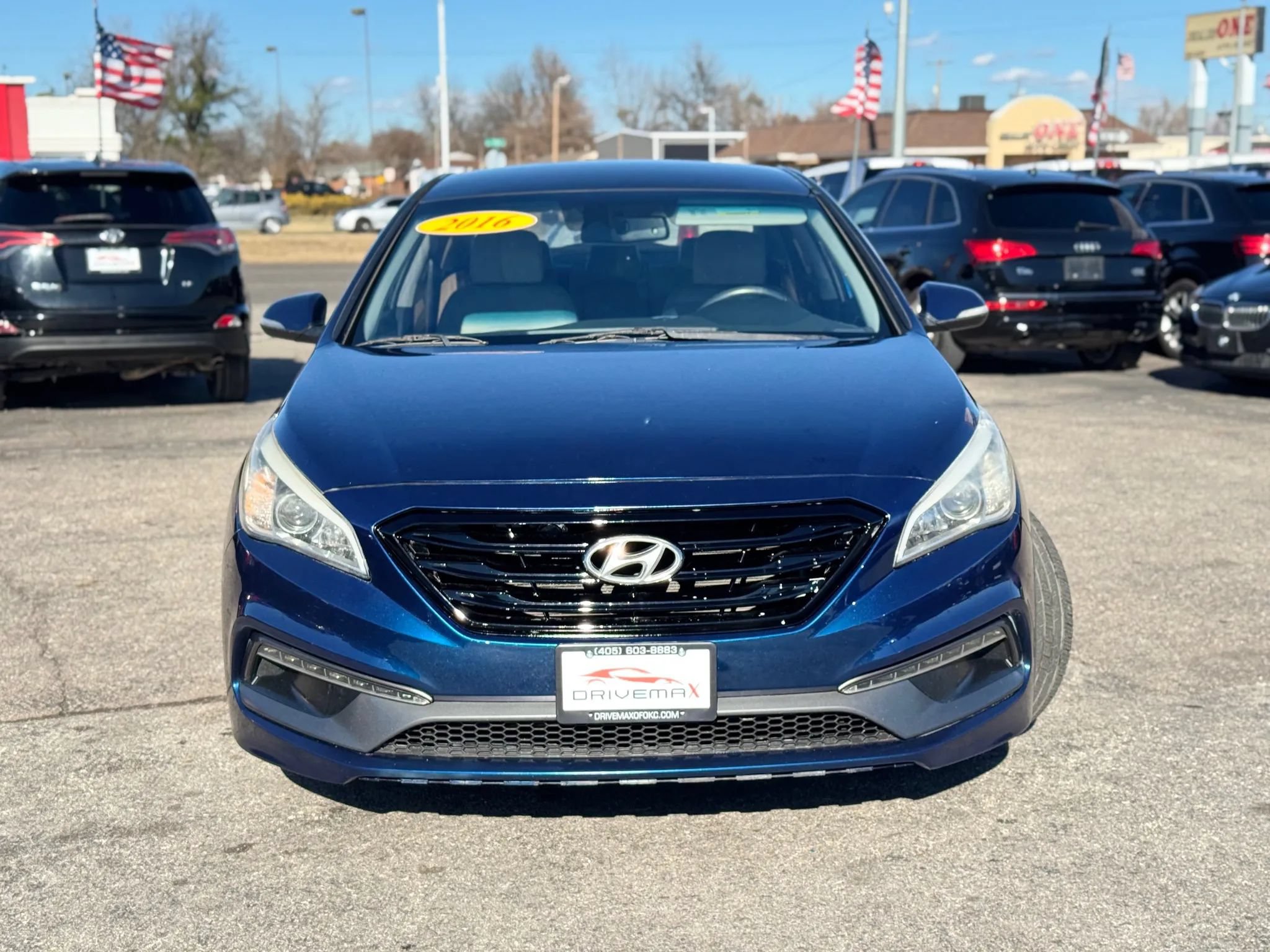 Used 2016 Hyundai Sonata Sport w/ Option Group 02 FWD image 8