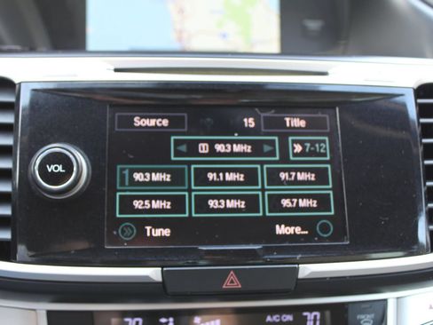 Used 2015 Honda Accord EX-L image 21