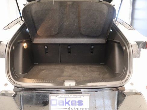 Used 2025 Buick Envista Sport Touring image 16