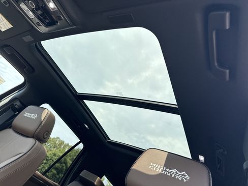 New 2026 Chevrolet Tahoe High Country image 32