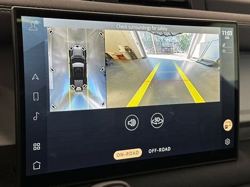 Used 2025 Land Rover Defender 110 S image 22