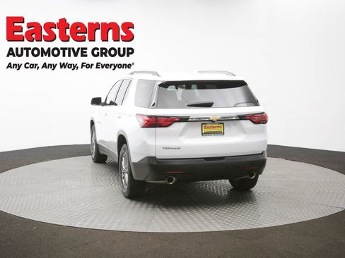 Used 2022 Chevrolet Traverse LT image 38