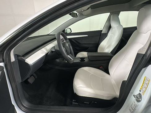 Used 2023 Tesla Model 3 Standard Range RWD image 11