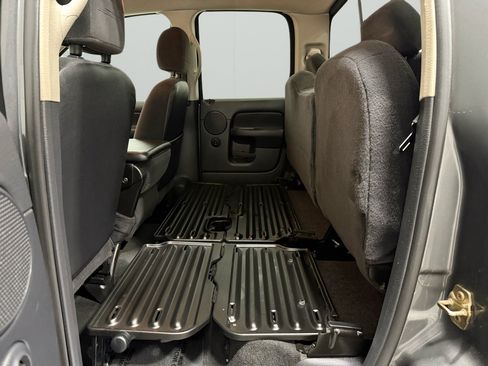 Used 2004 Dodge Ram 3500 Truck SLT w/ Trailer Tow Group image 29