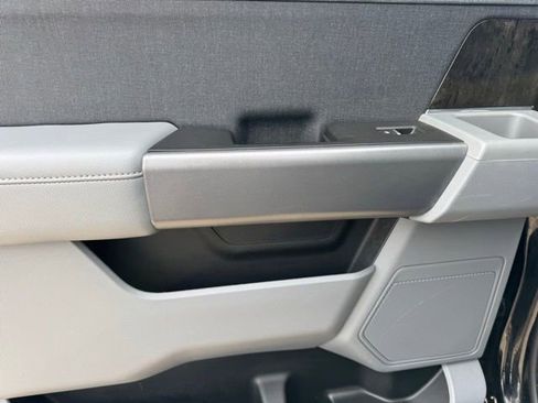 Used 2022 Ford F150 Lariat w/ FX4 Off-Road Package image 19