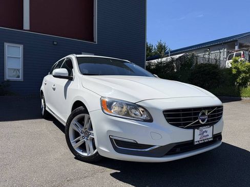 Used 2015 Volvo V60 T5 Premier AWD/4WD image 1