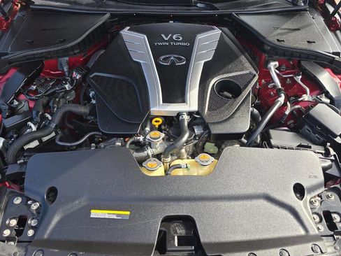 Used 2016 INFINITI Q50 3.0t Premium w/ Driver Assistance Package image 9