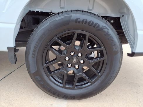 Used 2025 Ford F150 STX w/ STX Black Appearance Package RWD image 9