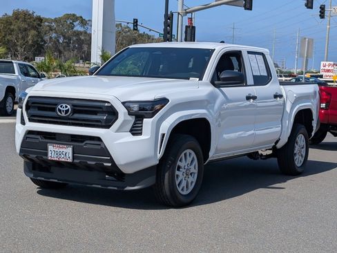 Used 2026 Toyota Tacoma SR image 11