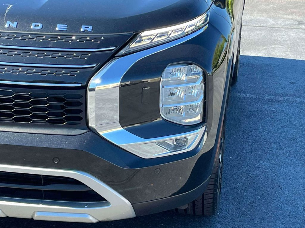 Used 2024 Mitsubishi Outlander SE AWD/4WD image 9