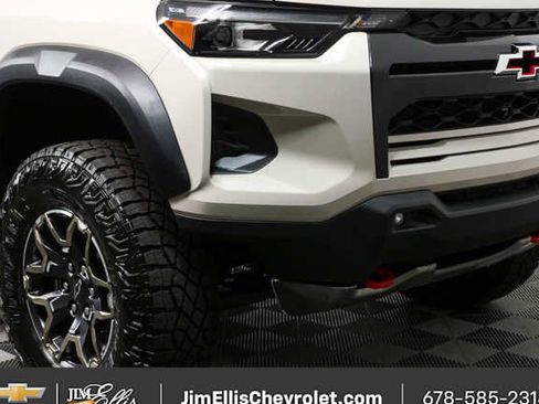 New 2026 Chevrolet Colorado ZR2 w/ Technology Package AWD/4WD image 35
