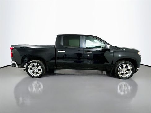 Used 2020 Chevrolet Silverado 1500 LT image 9