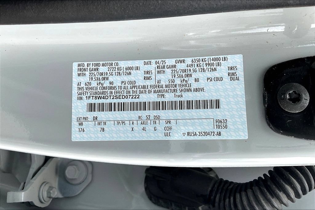 Used 2025 Ford F450 Platinum AWD/4WD image 34