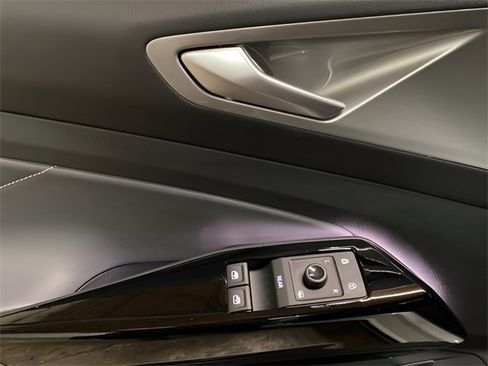 Used 2023 Volkswagen ID.4 Pro S image 27