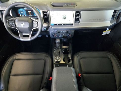 New 2026 Ford Bronco Outer Banks AWD/4WD image 19