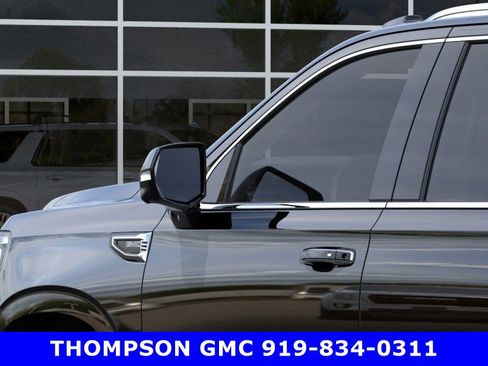 New 2026 GMC Yukon XL Elevation w/ LPO, Elevation Black Package image 12