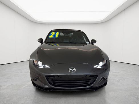 Used 2021 MAZDA MX-5 Miata Grand Touring RWD image 2
