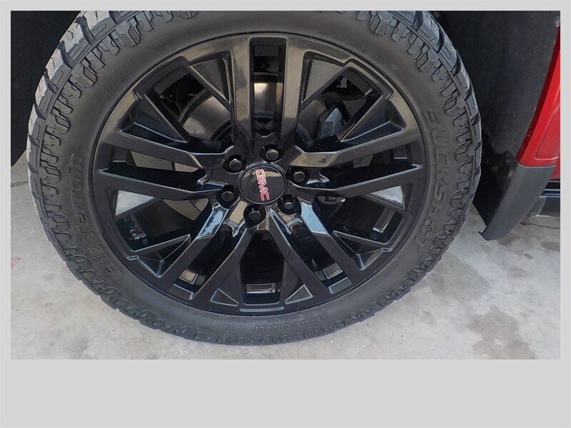Used 2021 GMC Sierra 1500 Denali w/ Denali Ultimate Package AWD/4WD image 10