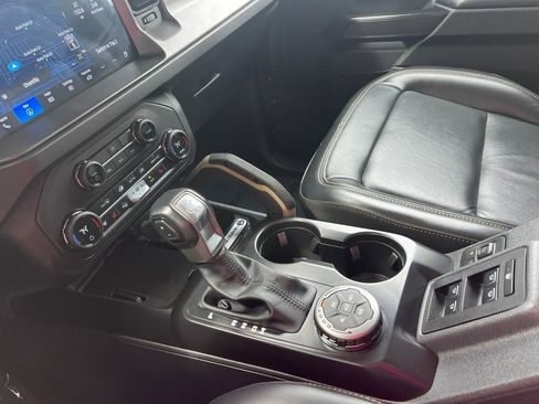 Used 2025 Ford Bronco Badlands AWD/4WD image 33