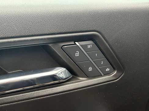 Used 2023 GMC Canyon AT4 w/ AT4 Premium Package image 31