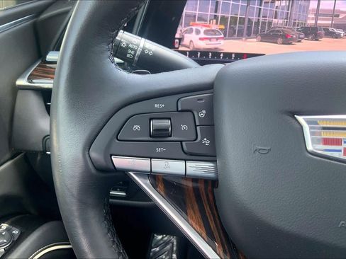 Used 2021 Cadillac Escalade Premium Luxury w/ Performance Package RWD image 21