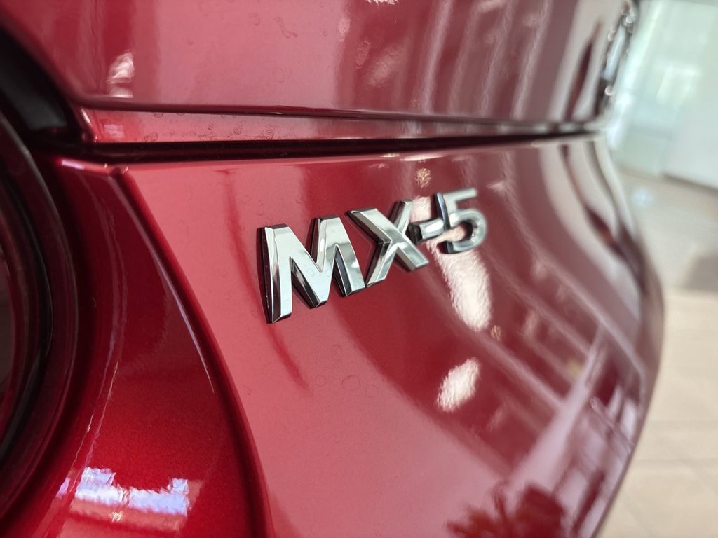 Used 2025 MAZDA MX-5 Miata Sport w/ Interior Package RWD image 35