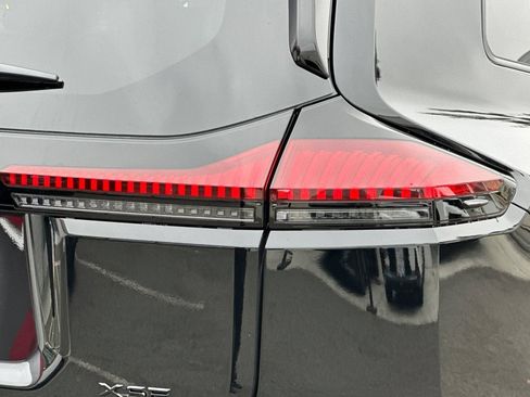New 2026 Toyota RAV4 XSE AWD/4WD image 33