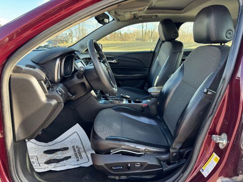 Used 2015 Chevrolet Malibu LT w/ Power Convenience Package image 15