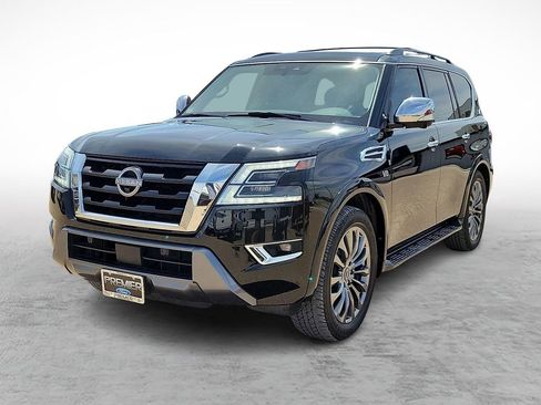 Used 2021 Nissan Armada Platinum w/ Captain's Chairs Package AWD/4WD image 4