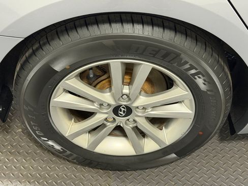Used 2015 Hyundai Sonata ECO FWD image 18